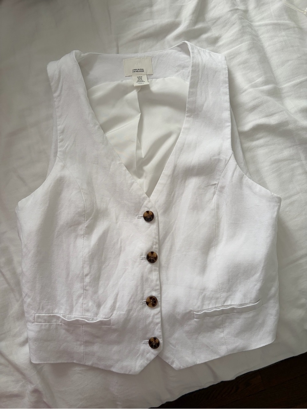 HM linen vest white